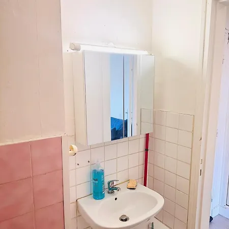 Ngoma Immobilier N27 Proche Gare Apartment *